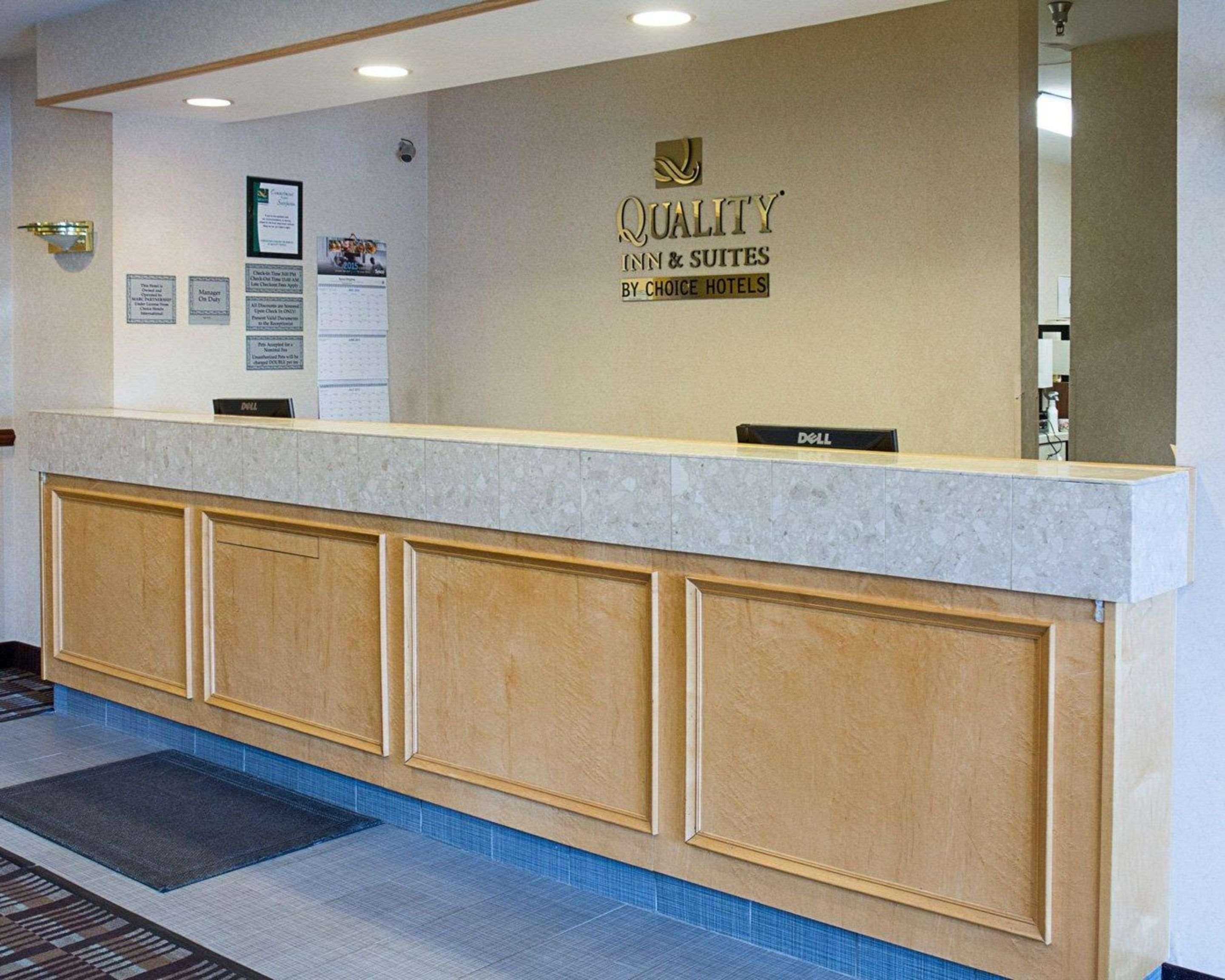 Quality Inn & Suites Quantico Стаффорд Екстер'єр фото