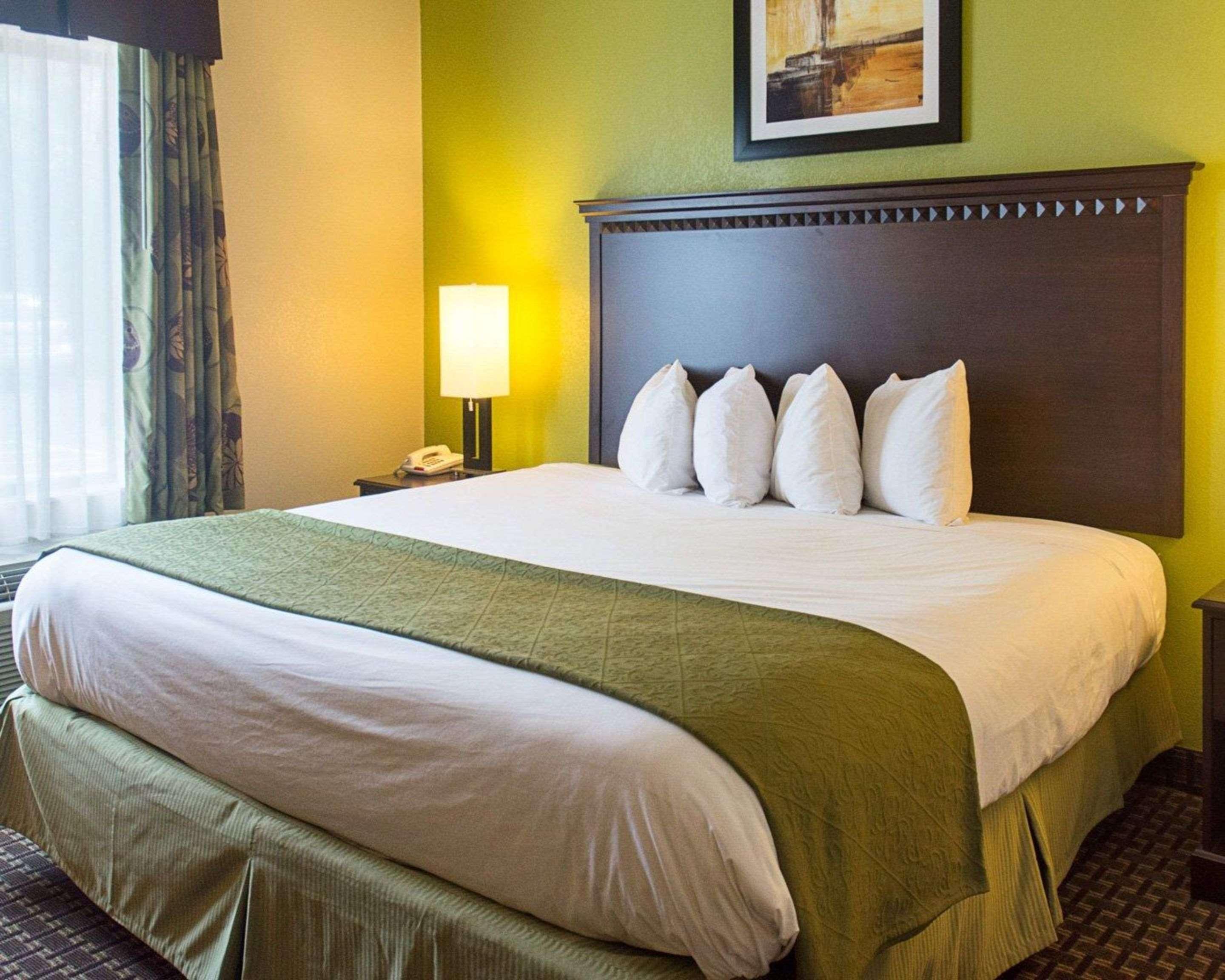 Quality Inn & Suites Quantico Стаффорд Екстер'єр фото
