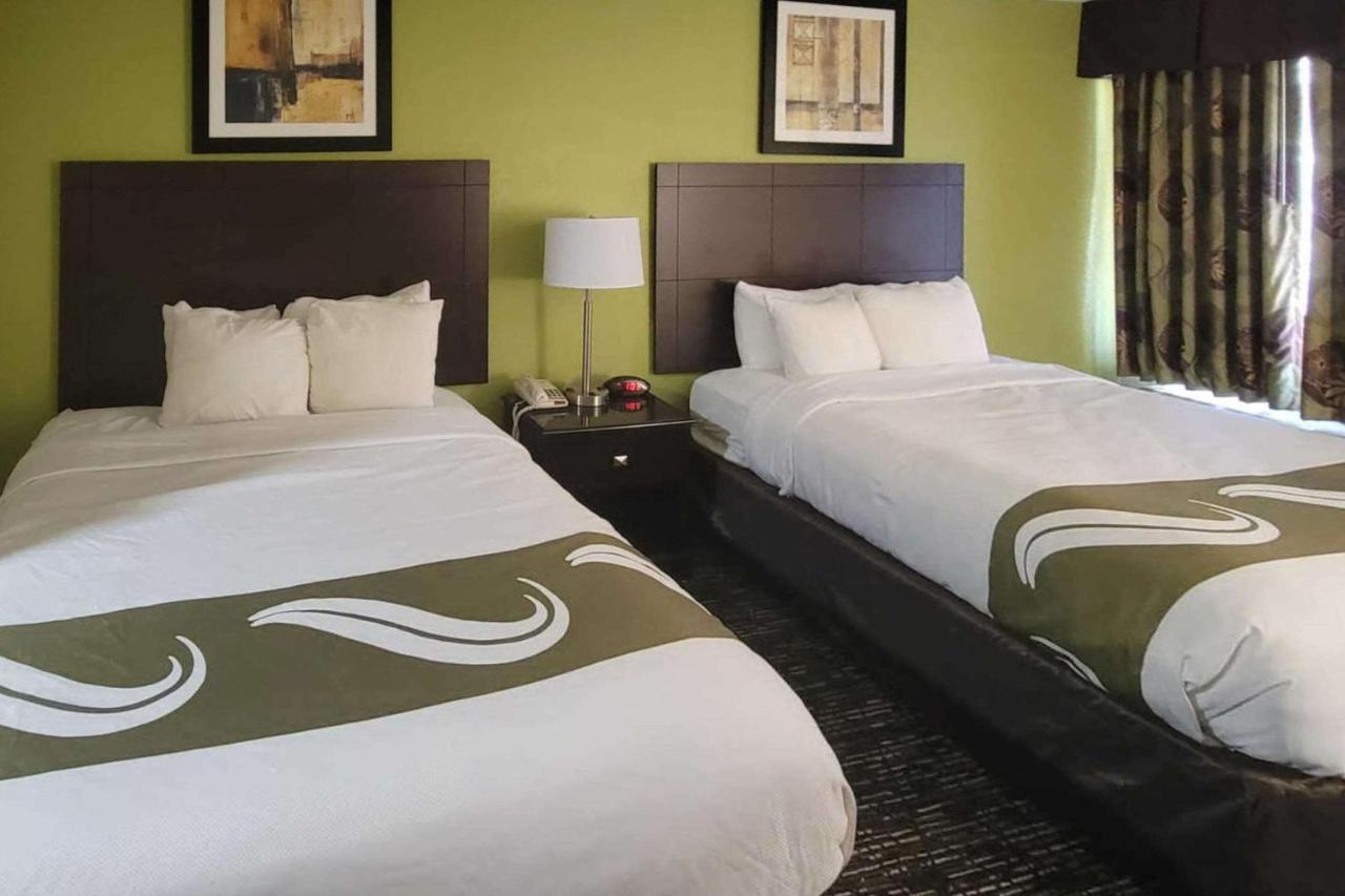 Quality Inn & Suites Quantico Стаффорд Екстер'єр фото